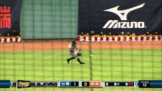 20140622-2 爆米花 台電vs威達 1上 慕西卡擊出左外野方向的一壘安打