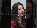 Rora y su Increíble Voz 🫰🏻🎙️ Déjalo en los comentarios 👇🏻 #fypシ #rora #babymonster #shorts