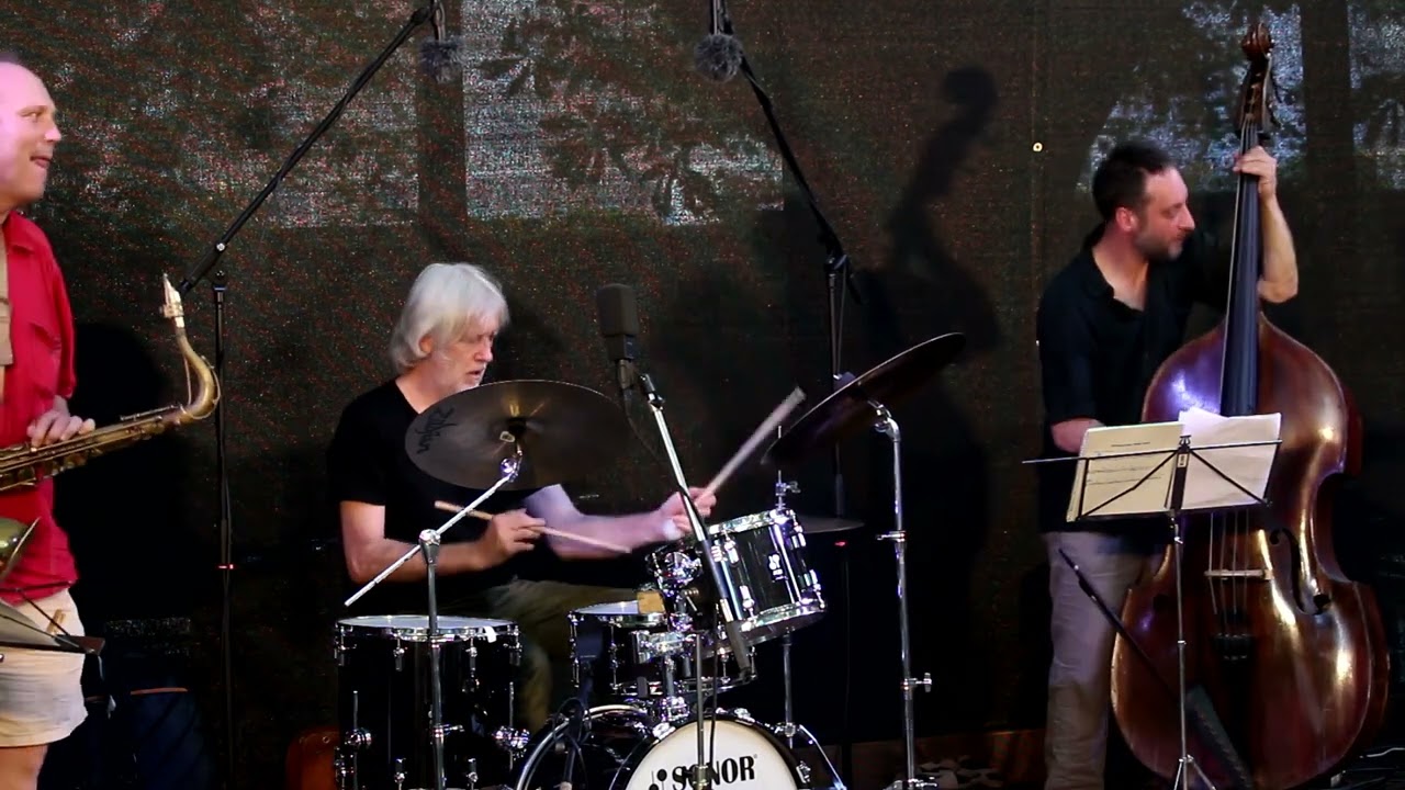 Moeder Aller Oorlogen