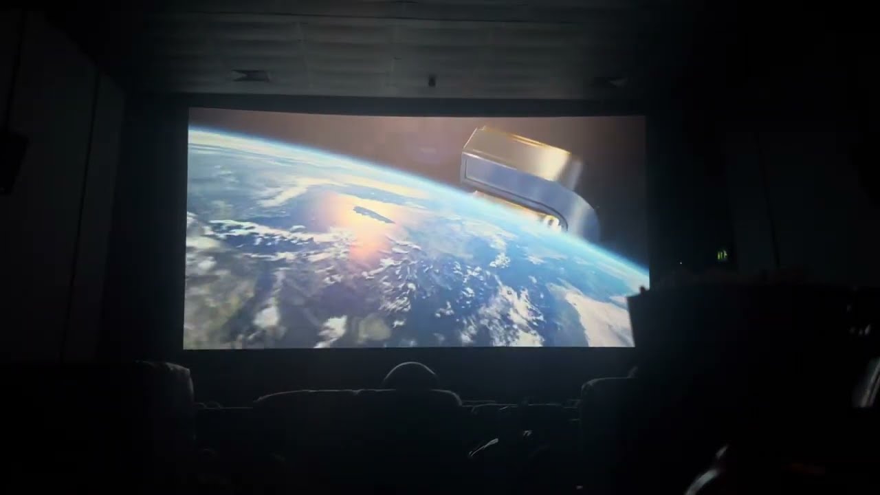 Universal Pictures/DreamWorks (Dog Man) (2025) (UK Version)