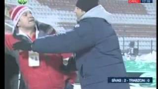 -30 Derece Sivas vs Trabzon Küfür İçerir   Video   Alkışlarla Yaşıyorum Resimi