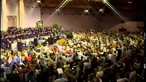 Lindell Cooley - Live from Pensacola