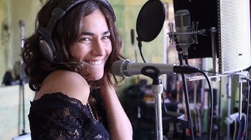 Loading Data - Double Disco Animal Style - The official trailer