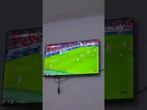 البحرين و جدنا صعوبة في الفوز عليها لاكن الحمد لله مرة كل شيء بسلام