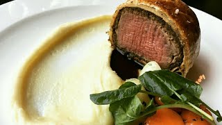 Eating at Hell’s Kitchen Las Vegas Gordon Ramsay Restaurant Experience