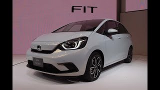 Honda Fit E:HEV 4 поколение 2020, реальный расход топлива, первые впечатления, плюсы и минусы.