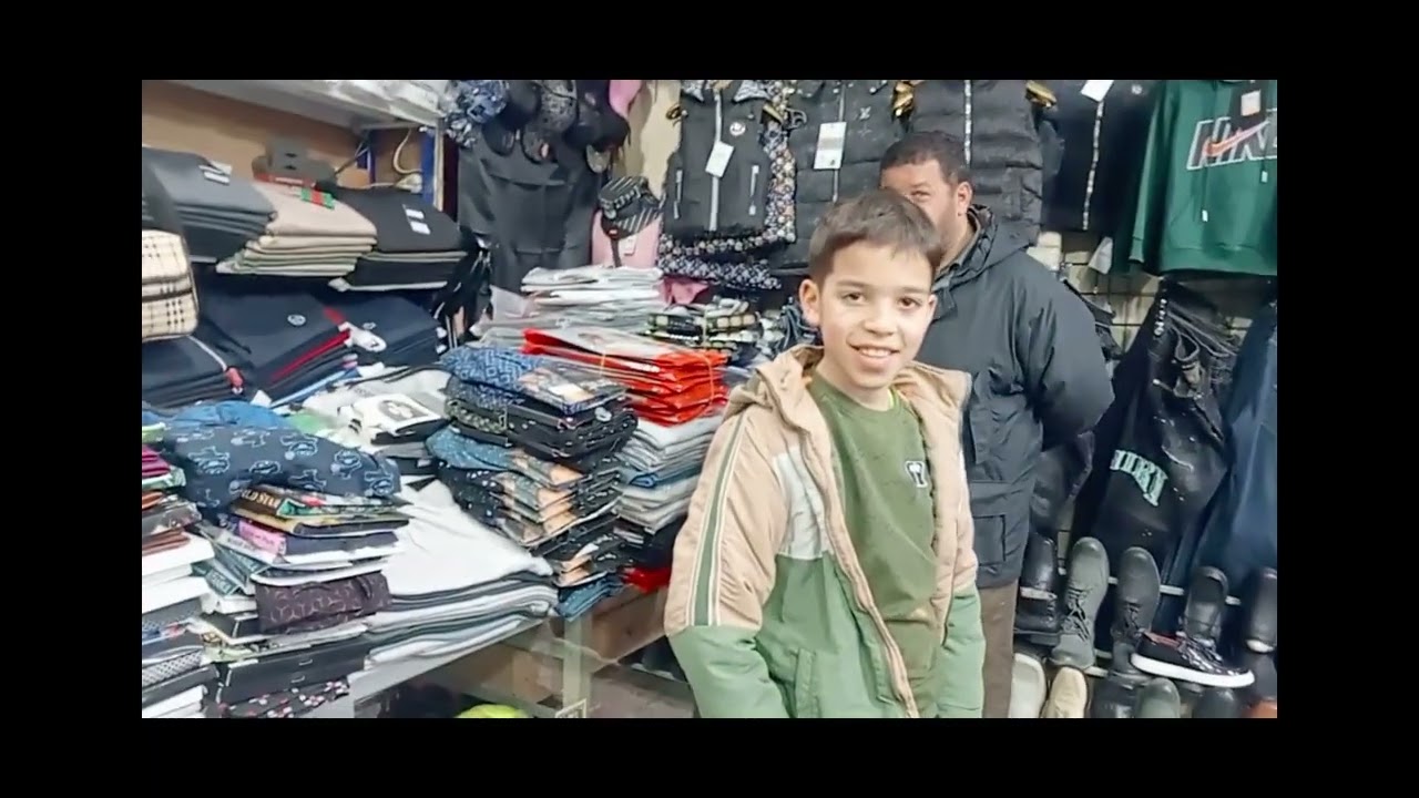 لما يتنافس شباب مدينة عين ولمان على التجارة الشريفة ..