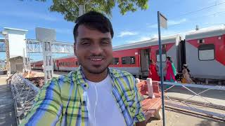रोमांस का अड्डा बना Kanyakumari to Pune Express Train Journey