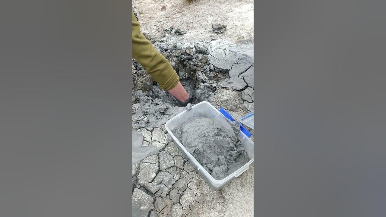 Грязевой Пугачевский вулкан. Сахалин - YouTube