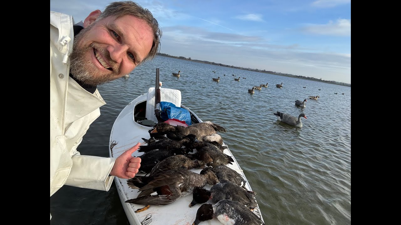 Pramjagt på fjorden, morgentræk d.  22. Nov