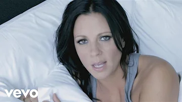 Sara Evans - A Little Bit Stronger