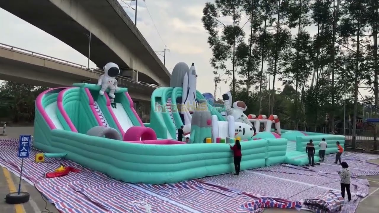 binggest bounce park china factory