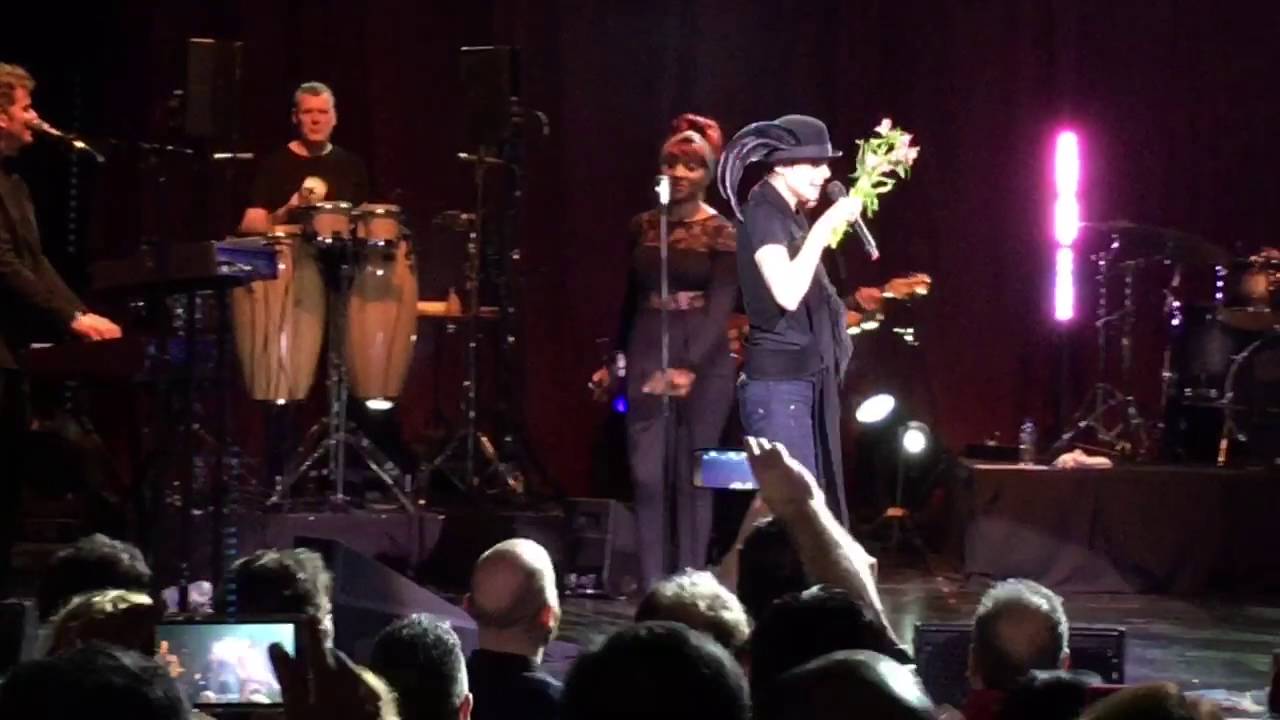 Lisa Stansfield - All around the world, Live camera iphone 8 plus apk