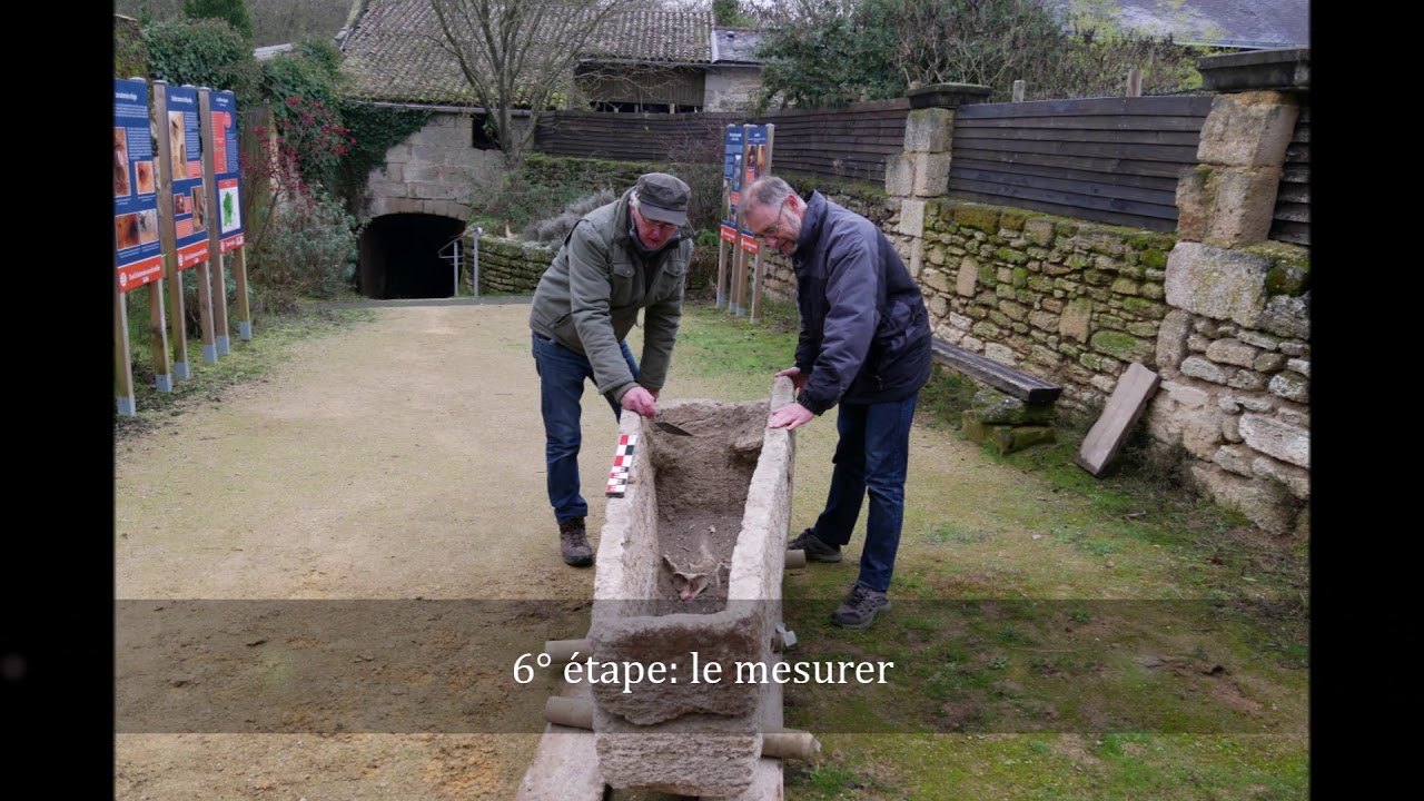 Transport d'un sarcophage mérovingien