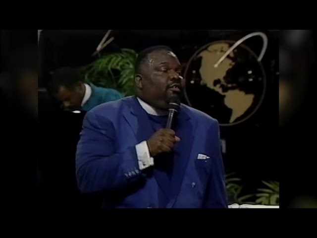 THE CRAZIEST PRAISE BREAK FROM THE 90s Ft. T.D. Jakes, Rod Parsley u0026 Gary Oliver class=