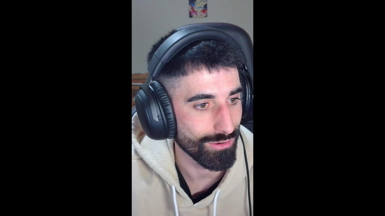 Ya esta bien tantas vacaciones no? 😎 Mañana Resident Evil 4 😏 Rocket League