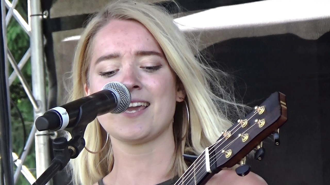 Kitty MacFarlane @The Beardy Folk Festival 2018