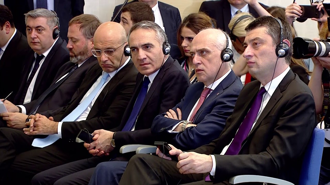 Angela Merkel press conference with Mamuka Bakhtadze (FULL)