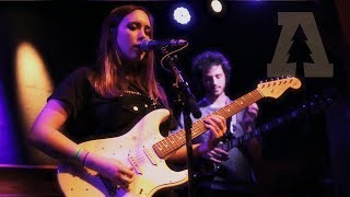 Video thumbnail of "Soccer Mommy - Flaw | Shows from Schubas"