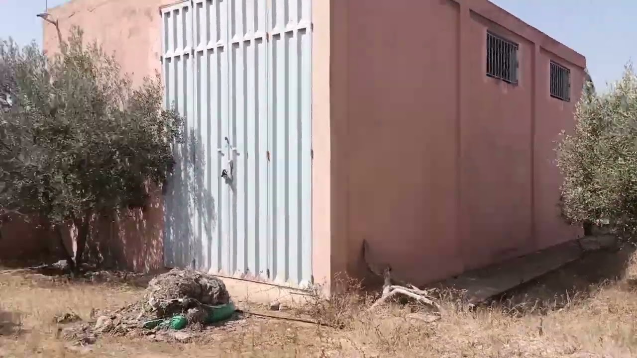 فيرما للبيع نواخي برشيد طريق خريبكة الهاتف 0609427475