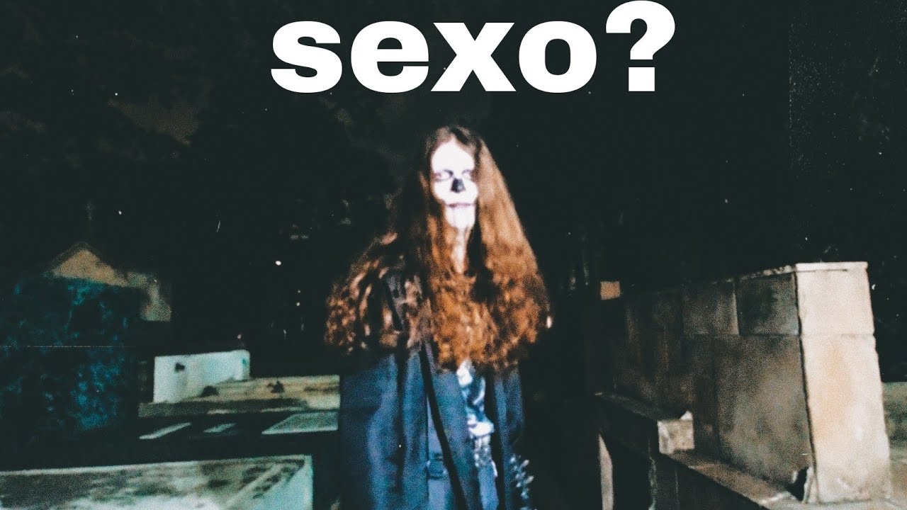 FIZ AMOR DE CORPSE PAINT NO CIMETERIO 