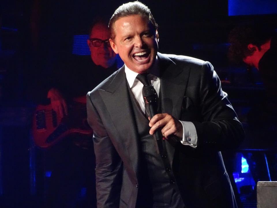 Luis Miguel en el Mandalay Bay de Las Vegas [Medley 2015]