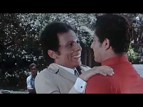 البحث عن فضيحة كوميديا عادل إمام وهو بيدافع عن ميرفت أمين بعد ما شافها بتتعاكس