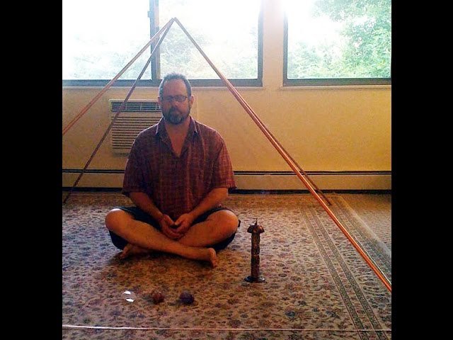 Copper pyramid healing, meditation copper Tense pyramid