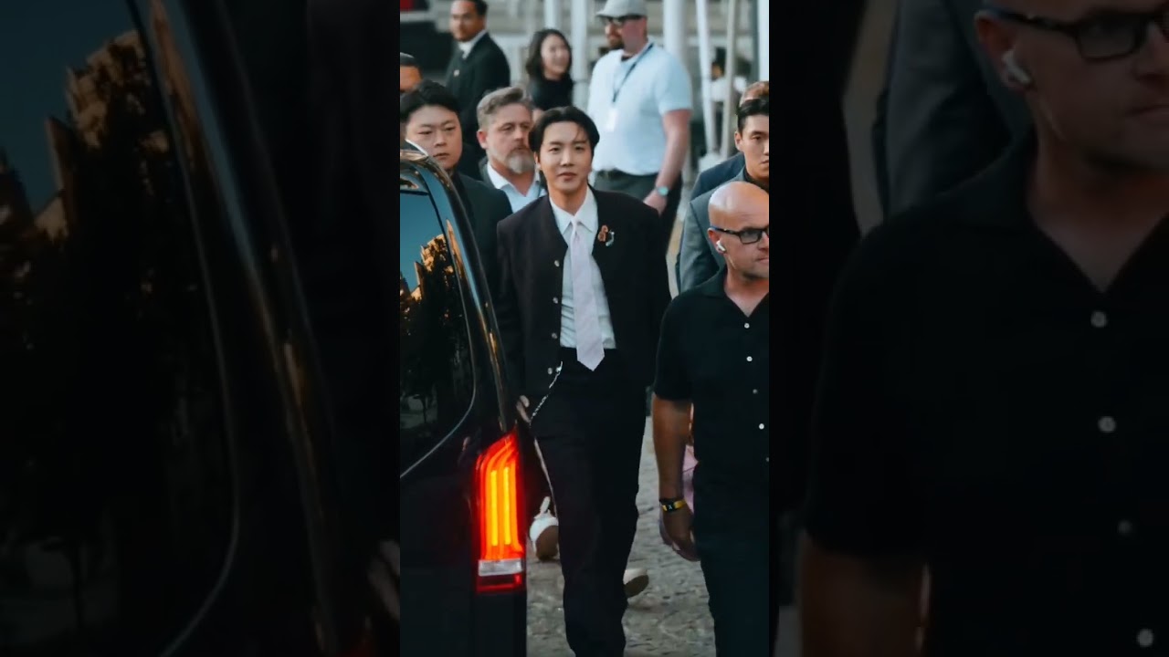 🌎WORLD💜BTS 7 KiNG 👑✨