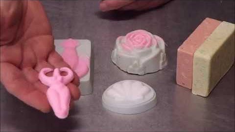 Melt & Pour Soap vs Cold Process Soap - The Pros & Cons