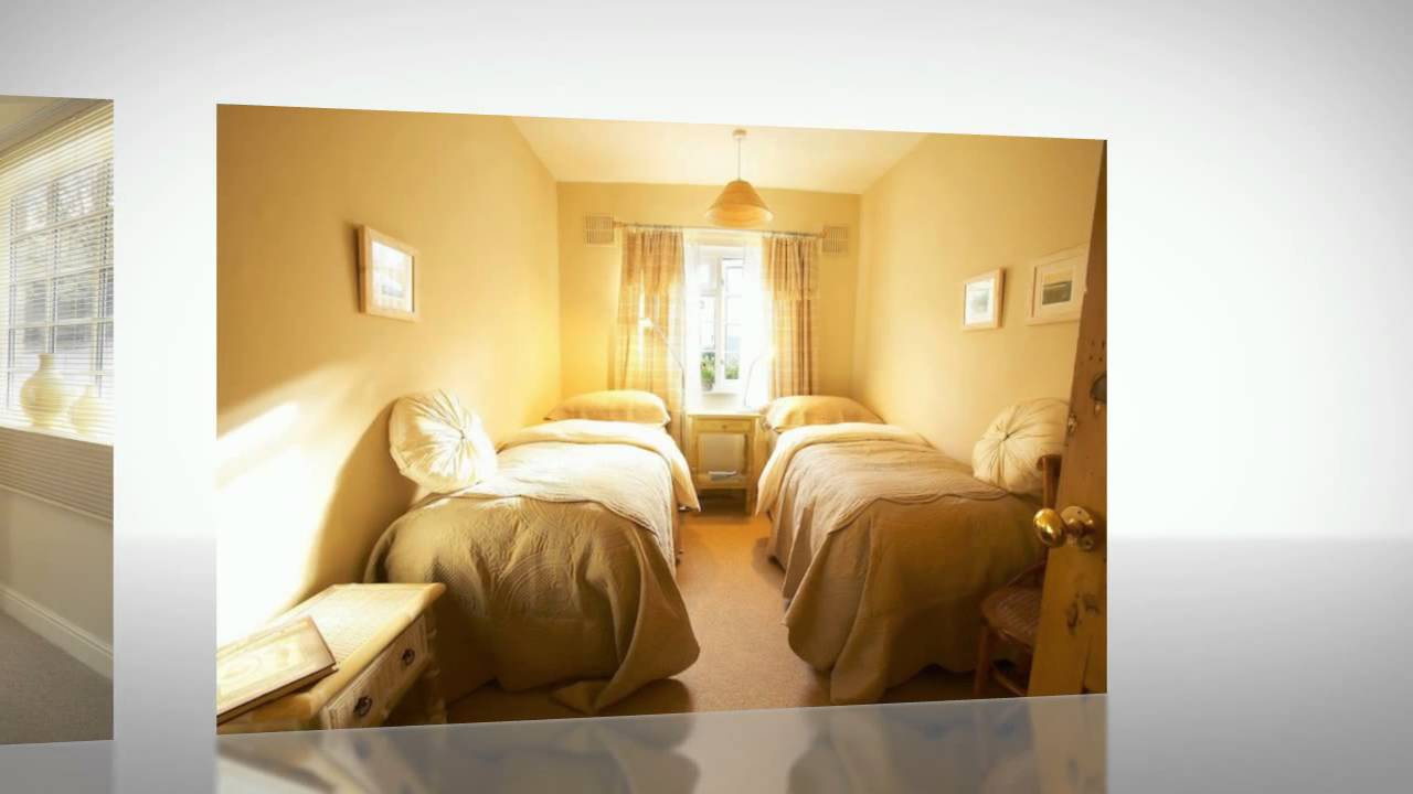 Peak District Holidays presents