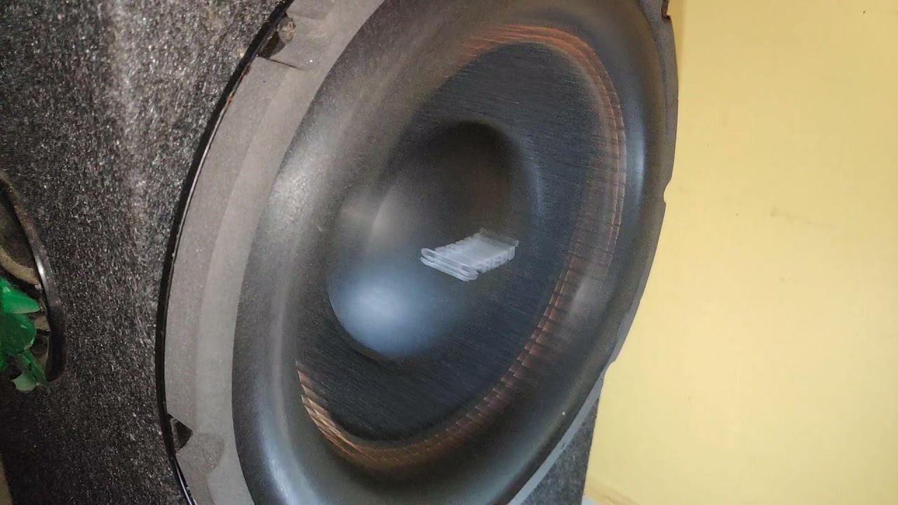 Fredo 12" DVC Subwoofer Bass Test