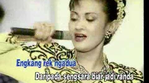 Duh...Engkang (ITJE TRISNAWATI) Karya Muchtar B [Show]