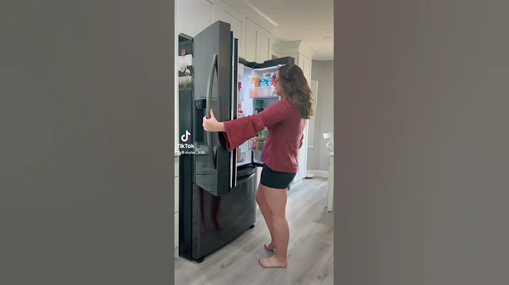 Fridge Odor Hack! | Skylar Toth | #clean #cleaning...