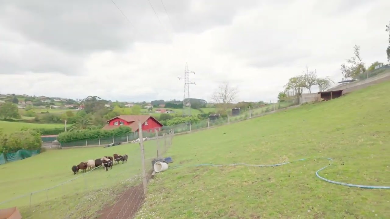 Finca en venta en Porceyo, Gijón