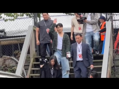 Jung Kook arrives in Central Park for 2023 Global Citizen Festival rehearsal! #jungkook #jk #nyc