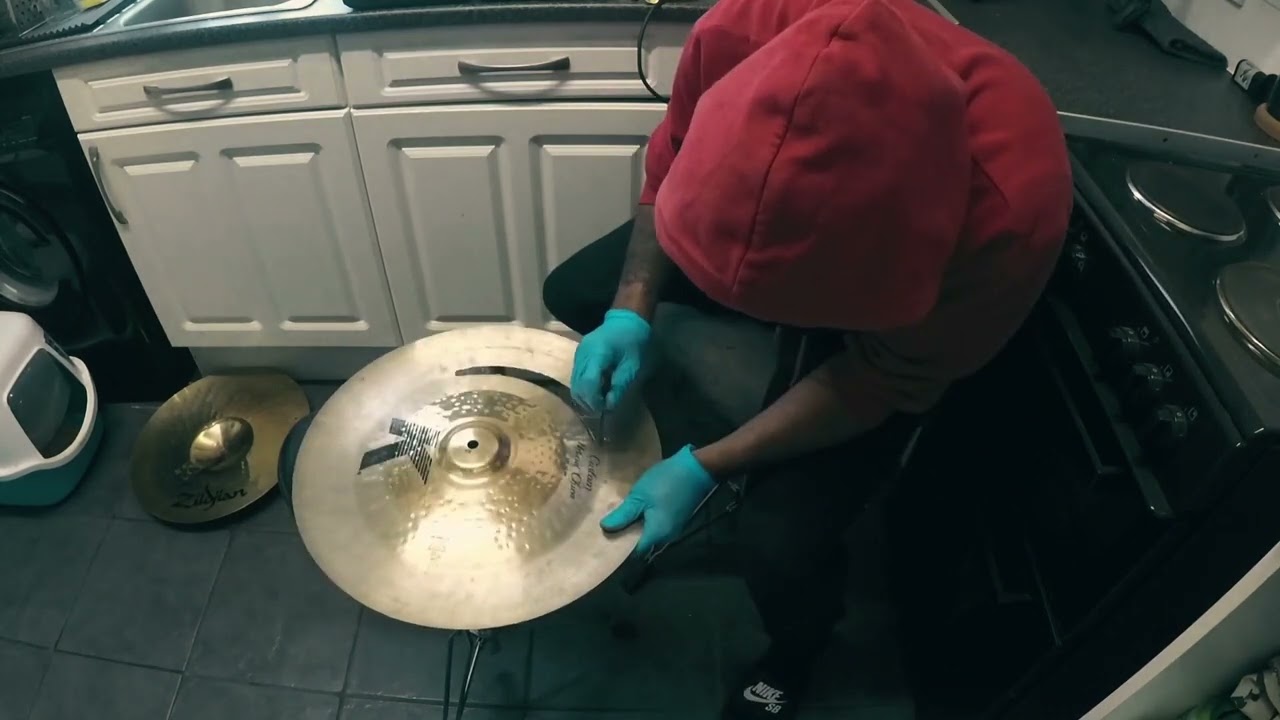 Cracked cymbal repair