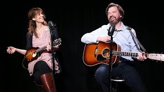 Maggie Hollinbeck & Scott Wakefield Perform an Acoustic Cover of Ripple from Red Roses, Green Gold