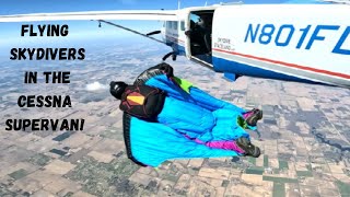 Flying Skydivers In The Cessna Supervan!