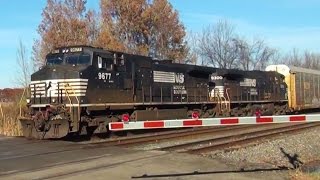 2 Norfolk Southern Engines Power CSX Auto Rack Train