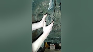 Blade removal/installation XT2 Cub Cadet