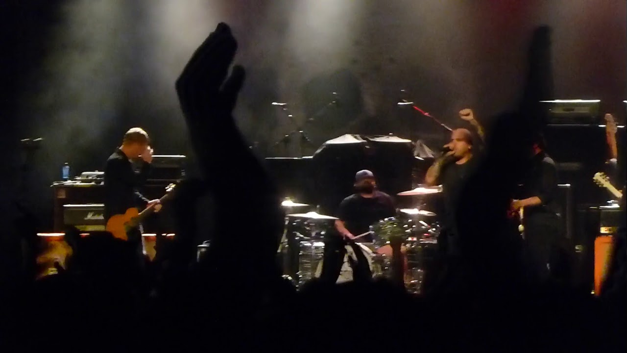 The Bronx, live @ The Enmore Theatre, Sydney, 29 October 2017, 5/5