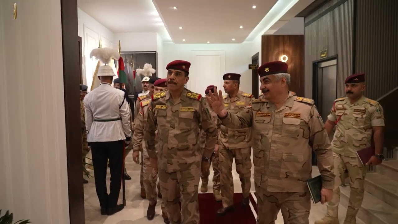 رئيس أركان الجيش يزور دائرة الميرة ويفتتح مقرها الجديد بعد إعادة تأهيله