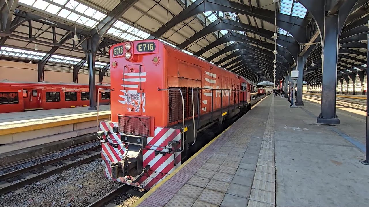 Locomotoras EMD G22 E716 y 7754 Maniobrando en Retiro - YouTube