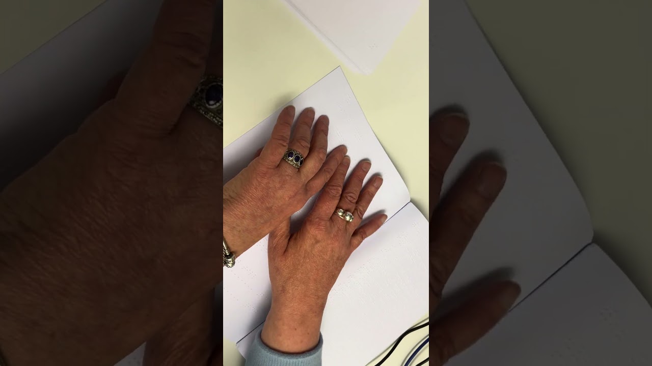 Så här kan man läsa punktskrift