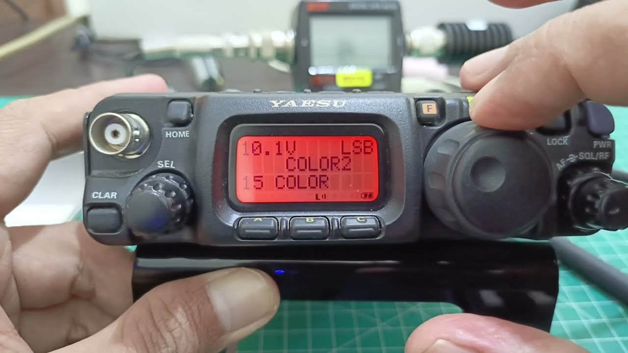 トランシーバー FT-818ND HL-45B HL-726D MFJ-902B etc Yaesu FT-818 ND Full detail review - YouTube