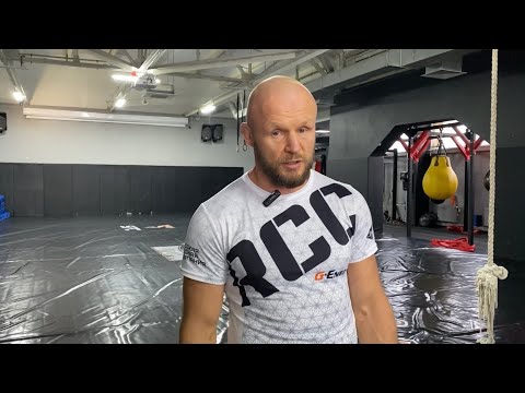 Александр Шлеменко vs