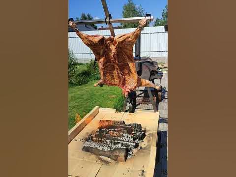 Украшение любого праздника баранина на вертеле. ТМ CountryGrill - YouTube