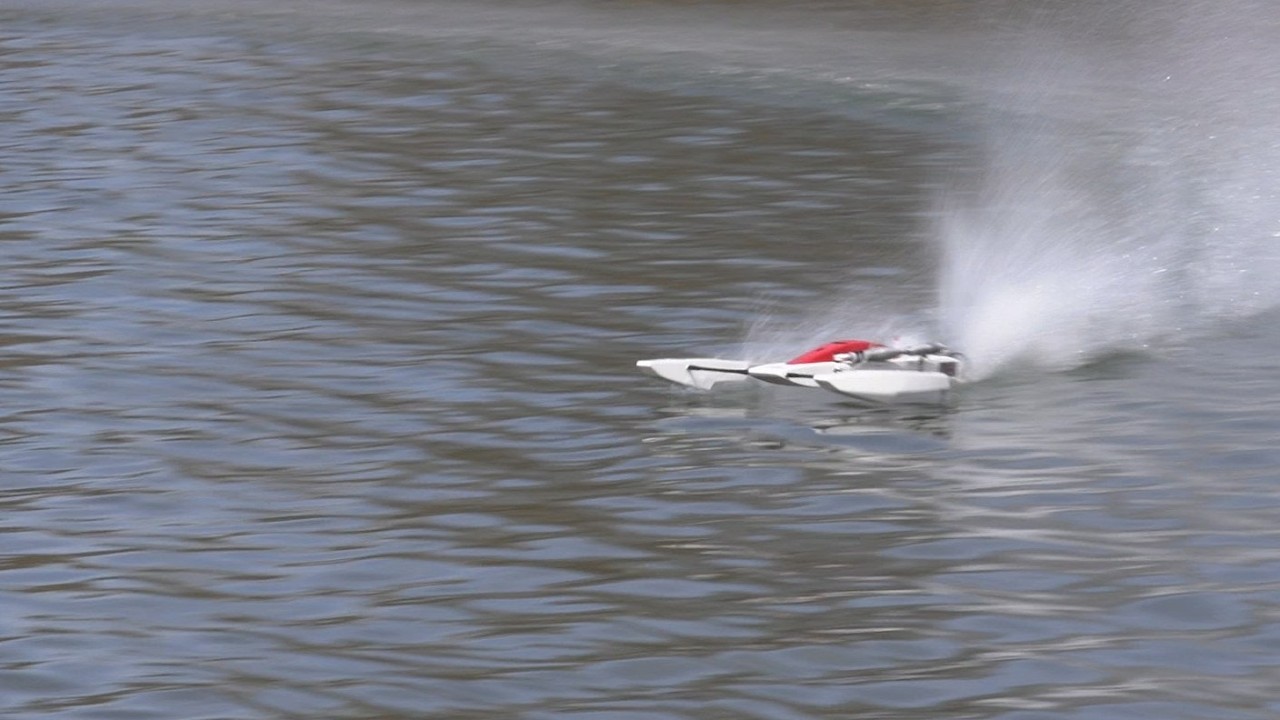 WHITE BIRD Ⅴ  with  OS MAX B21 marine