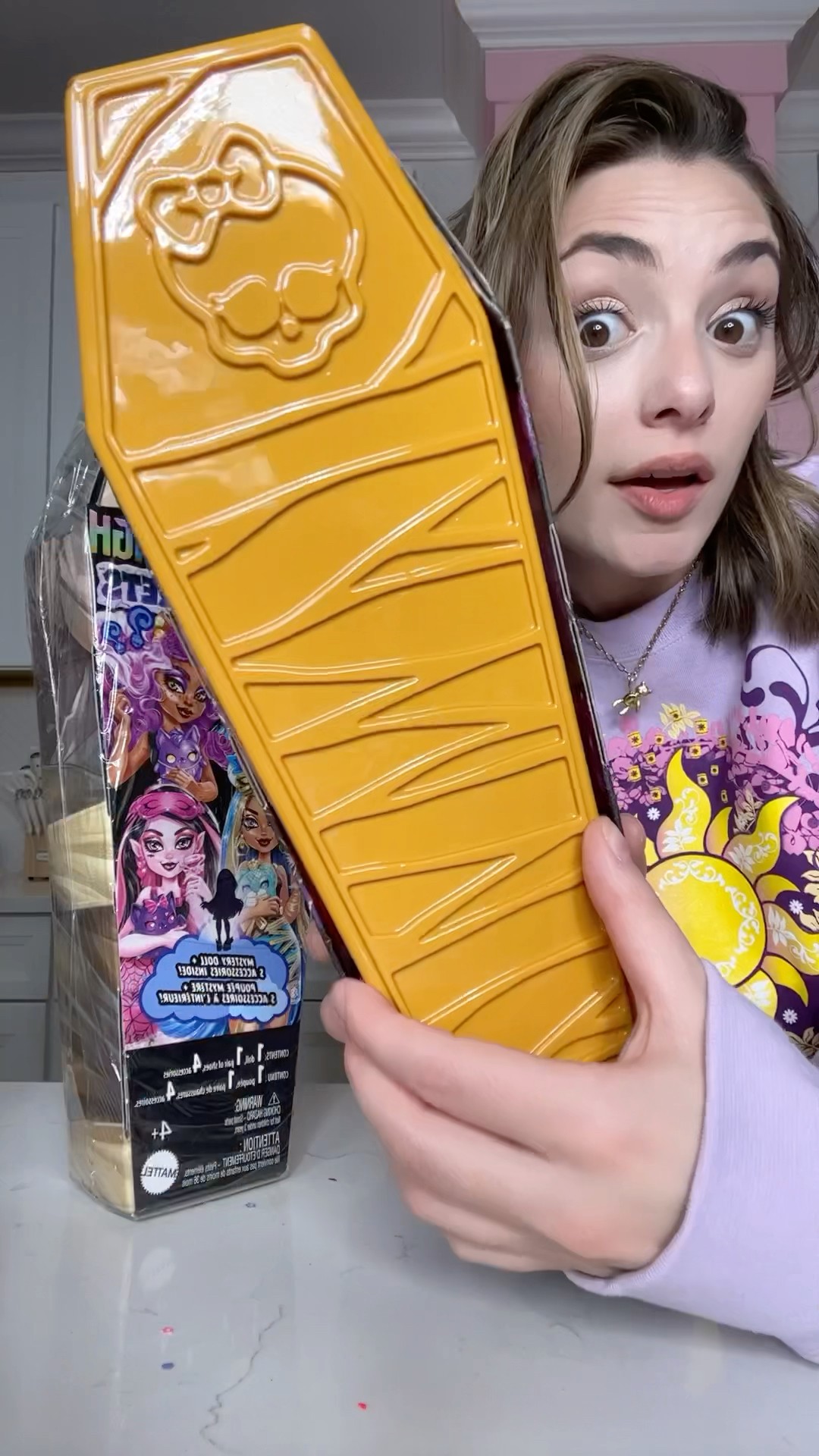 What monster is in the haunted coffin! ?? #monsterhigh